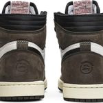 Tênis Travis Scott x Air Jordan 1 Retro High OG Mocha