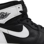 Tênis Air Jordan 1 Retro High OG Black White 2.0