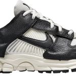 Tênis Nike Air Zoom Vomero 5 Timeless
