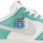 Tênis Nike Kasina x Dunk Low Road Sign
