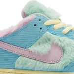 Tênis Nike Verdy x Dunk Low SB Visty