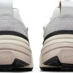 Tênis Nike V2K Run Pure Platinum Chrome