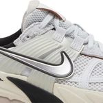 Tênis Nike V2K Run Pure Platinum Chrome