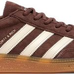 Tênis Adidas Sporty & Rich x Handball Spezial Auburn Gum