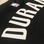 Regata NBA Brooklyn Nets Jordan Statement Edition 22/23 Swingman Jersey Preta Kevin Durant 7
