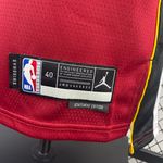 Regata NBA Miami Jordan Heat Statement Edition 22/23 Swingman Jersey Vermelha Jimmy Butler 22