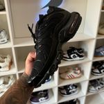 Tênis Nike Air Max Plus Triple Black (PRONTA ENTREGA)
