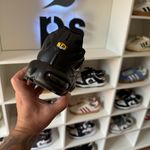 Tênis Nike Air Max Plus Triple Black (PRONTA ENTREGA)