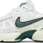 Tênis Nike V2K Run Fir