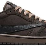 Tênis Travis Scott x Air Jordan 1 Retro Low OG SP Velvet Brown