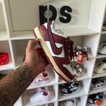 Tênis Nike Dunk Low SE Sisterhood - Team Red  (PRONTA ENTREGA)