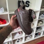 Tênis Nike Supreme x Air Force 1 Low Box Logo - Baroque Brown (PRONTA ENTREGA)