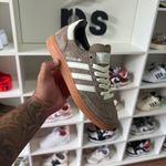 Tênis Adidas Handball Spezial Earth Strata Gum (PRONTA ENTREGA)