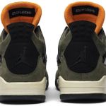 Tênis Undefeated x Air Jordan 4 Retro