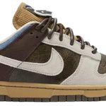 Tênis Nike Dunk Low Love & Peace