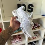 Tênis Nike Air Max Plus Triple White (PRONTA ENTREGA)