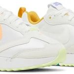 Tênis Nike Air Max Dawn White Multi