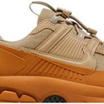 Tênis Nike Air Zoom Vomero Roam Flax