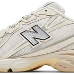 Tênis New Balance 740 Lunar New Year