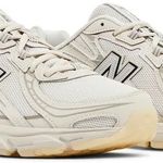 Tênis New Balance 740 Lunar New Year