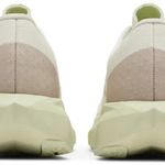 Tênis New Balance FuelCell Rebel v4 Linen Lichen Green