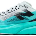 Tênis New Balance FuelCell Rebel v4 Cyber Jade