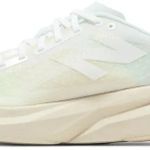 Tênis New Balance FuelCell Rebel v4 White Linen