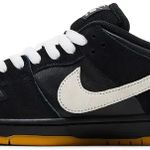 Tênis Nike Dunk Low Pro SB Black White Gum