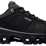 Tênis On Cloudrock Low Waterproof Triple Black