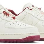 Tênis Nike Air Force 1 Low Valentines Day 2024