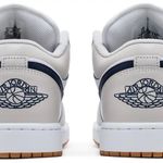 Tênis Wmns  Air Jordan 1 Low Georgetown
