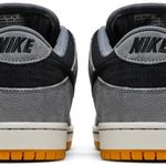 Tênis Nike Dunk Low SB Dark Smoke Grey