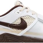 Tênis Travis Scott x Zoom Field Jaxx Light Chocolate