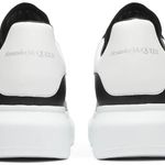 Tênis Alexander McQueen Oversized Sneaker Black White
