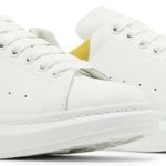 Tênis Alexander McQueen Oversized Sneaker White Yellow