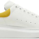 Tênis Alexander McQueen Oversized Sneaker White Yellow