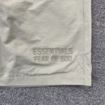 Bermuda Fear of God Essentials Nylon Running Shorts 