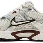Tênis Nike V5 RNR Sail Fauna Brown