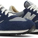 Tênis New Balance Carhartt WIP x 990v1  Sculpture Center