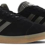 Tênis Adidas Gazelle Black Pantone Gum