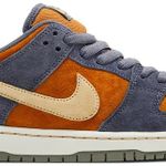 Tênis Nike Dunk Low SB Light Carbon Monarch