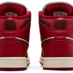 Tênis  Air Jordan 1 Mid Valentines Day 2025