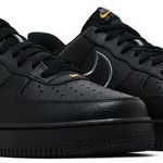 Tênis Nike Air Force 1 Low Black Laser Orange