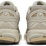Tênis New Balance 860 v2 Timberwolf Moonbeam