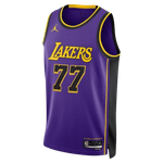 Regata NBA Los Angeles Lakers Statement Edition Swingman Jersey Luka Doncic 77 Roxa