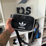 Bag Adicolor Classic Airliner (PRONTA ENTREGA)
