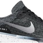 Tênis Nike ZoomX Invincible Run Flyknit 3 Oreo