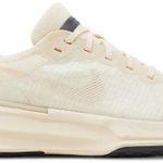 Tênis Nike ZoomX Invincible Run Flyknit 3 Light Cream