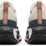 Tênis Nike ZoomX Invincible Run Flyknit 3 Oatmeal Safety Orange