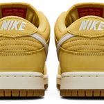 Tênis Nike Dunk Low Pro SB Saturn Gold